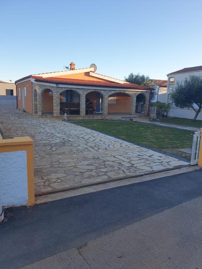 Studio Apartman I Mali Apartman Вир Экстерьер фото